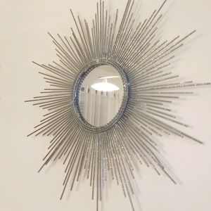 Meet your Posher, Atina